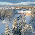 Manor Hotel 3*