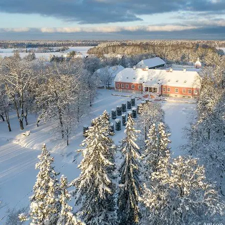 Manor Hotel 3*