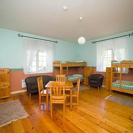 Manor 3*