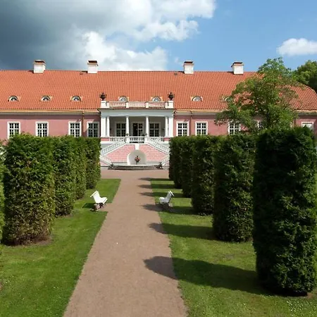 Отель Manor 3*