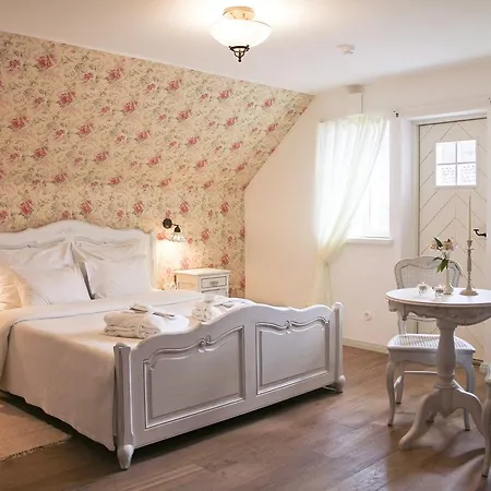 サガディ マナー Sagadi